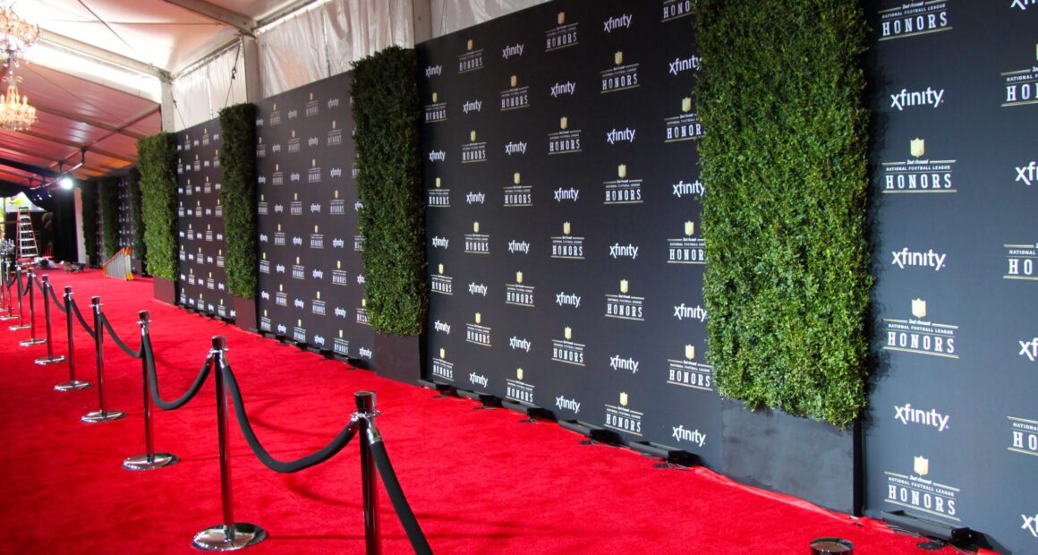 Step & Repeat Red Carpet